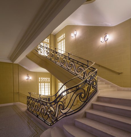 HOTEL CAFE ROYAL - Photo 8