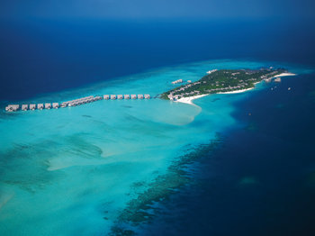 FOUR SEASONS LANDAA GIRAAVARU