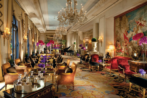 FOUR SEASONS HOTEL GEORGE V PARIS - Photo 49