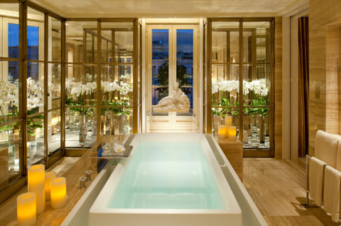 FOUR SEASONS HOTEL GEORGE V PARIS - Photo 10