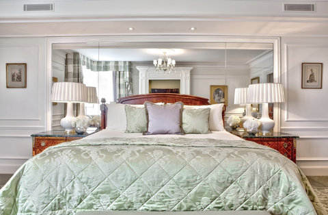 FOUR SEASONS HOTEL GEORGE V PARIS - Photo 56