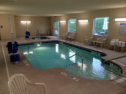  - Cobblestone Hotel & Suites Punxsutawney