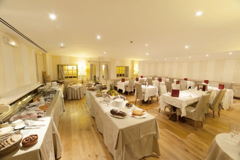 GRAND HOTEL DES ALPES - Photo 31