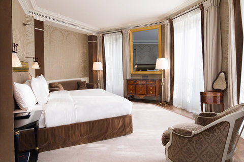 LA RESERVE PARIS HOTEL AND SPA - Photo 58