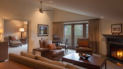  - Knob Hill Inn Ketchum