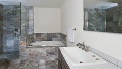  - Knob Hill Inn Ketchum