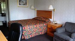  - Red Carpet Inn Hurstbourne Louisville - I-64, Exit 15