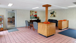  - Red Carpet Inn Hurstbourne Louisville - I-64, Exit 15