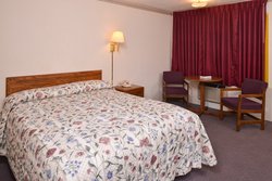  - Red Carpet Inn North East