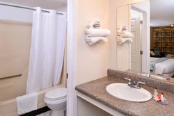  - Red Carpet Inn Battleboro - I-95, Exit 145