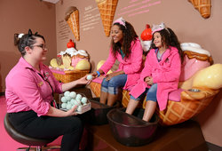  - Great Wolf Lodge Colorado Springs - I-25, Exit 153