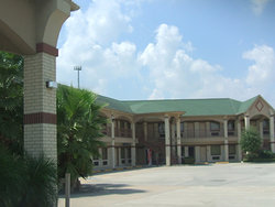  - Scottish Inn & Suites Humble