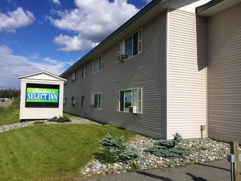 Exterior Front & Sign