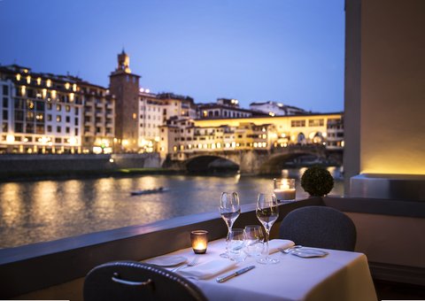 HOTEL LUNGARNO - Photo 3