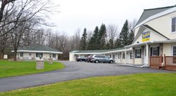  - Scottish Inn Potsdam