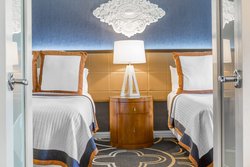  - Omni Chicago Hotel