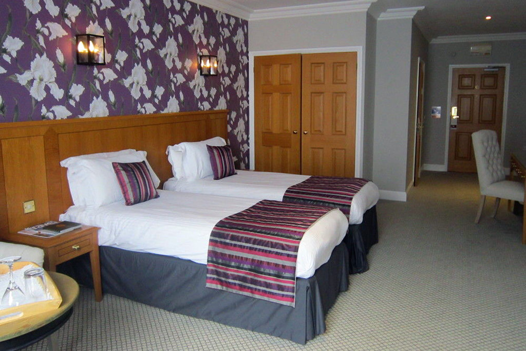 Whittlebury Hall-guestroom-Club Twin Room.jpg