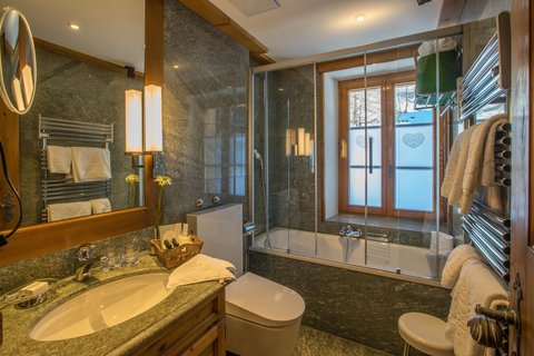 RIFFELALP RESORT 2222M - Photo 40