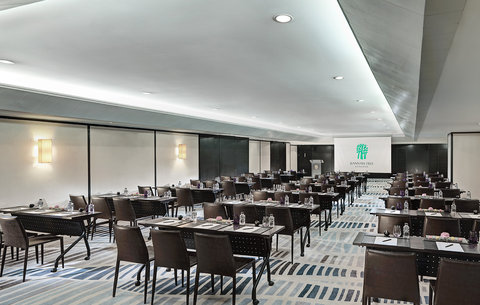 BANYAN TREE BANGKOK - Photo 53