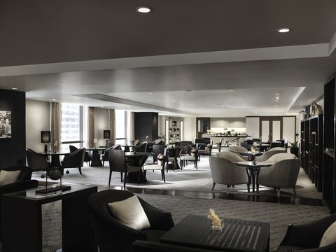 BANYAN TREE BANGKOK - Photo 54