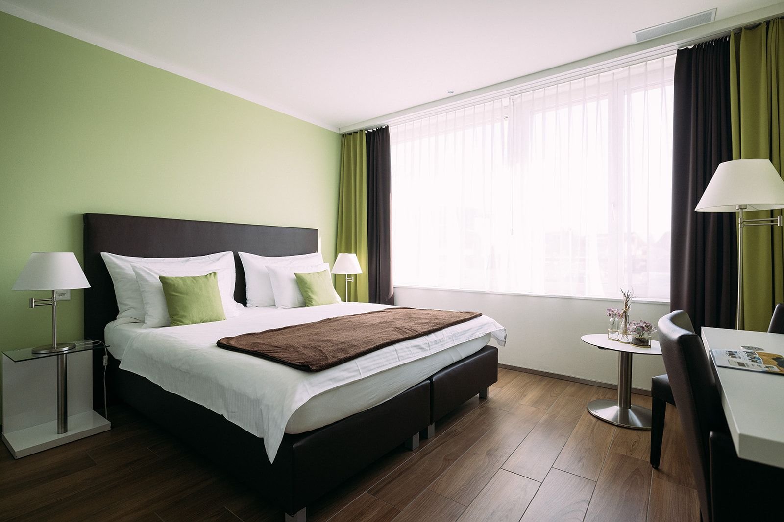 HOTEL SCHUETZEN-guestroom-Modern double room.jpg