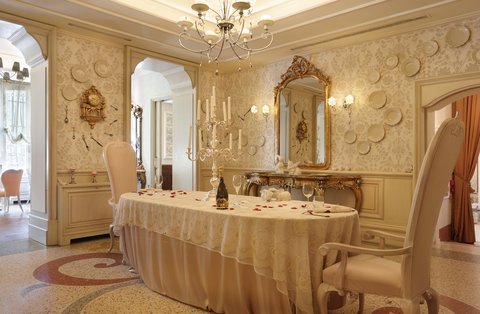 CHATEAU MONFORT - Photo 21