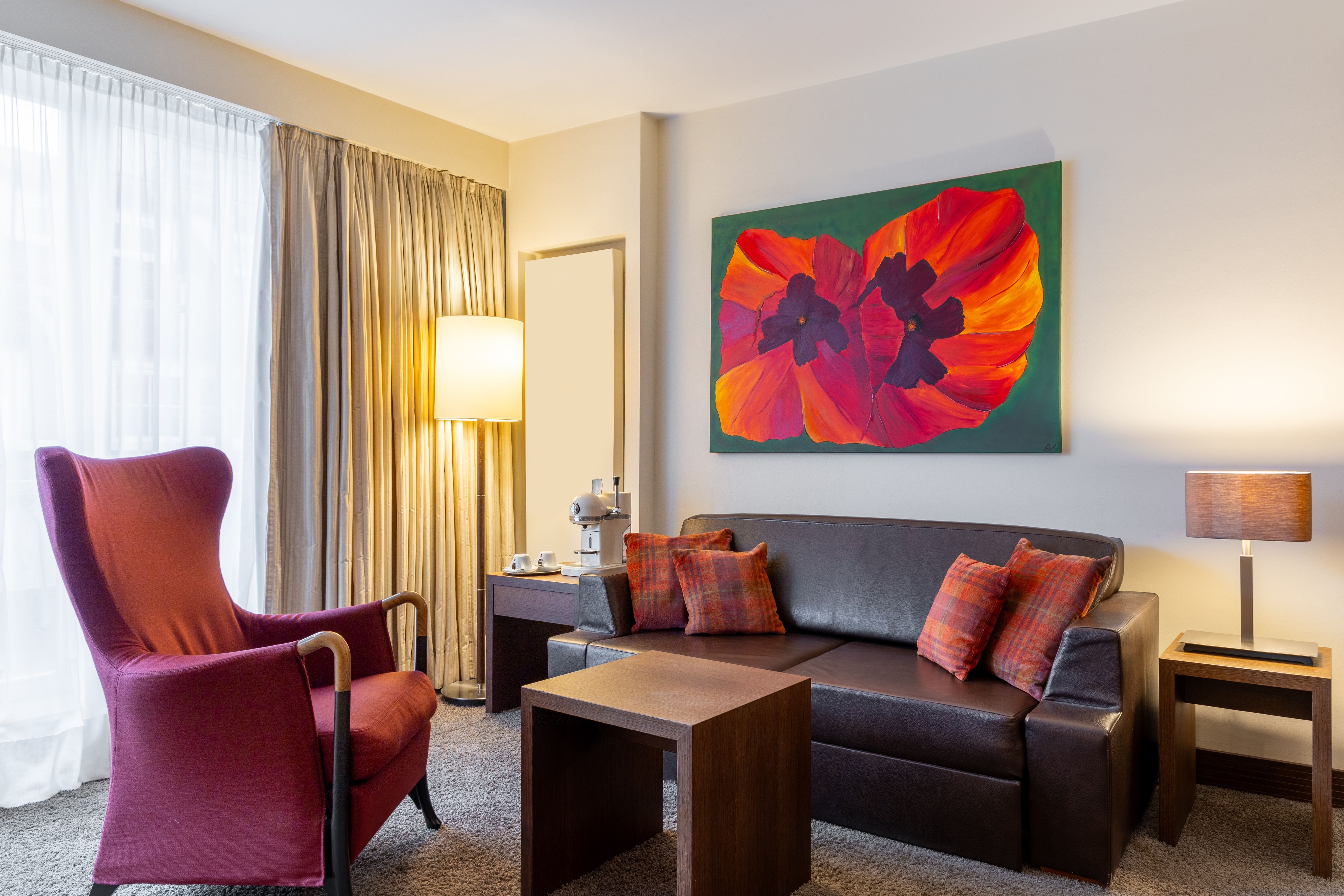 HOTEL ALMA AM ANGER-guestroom-Suite.jpg