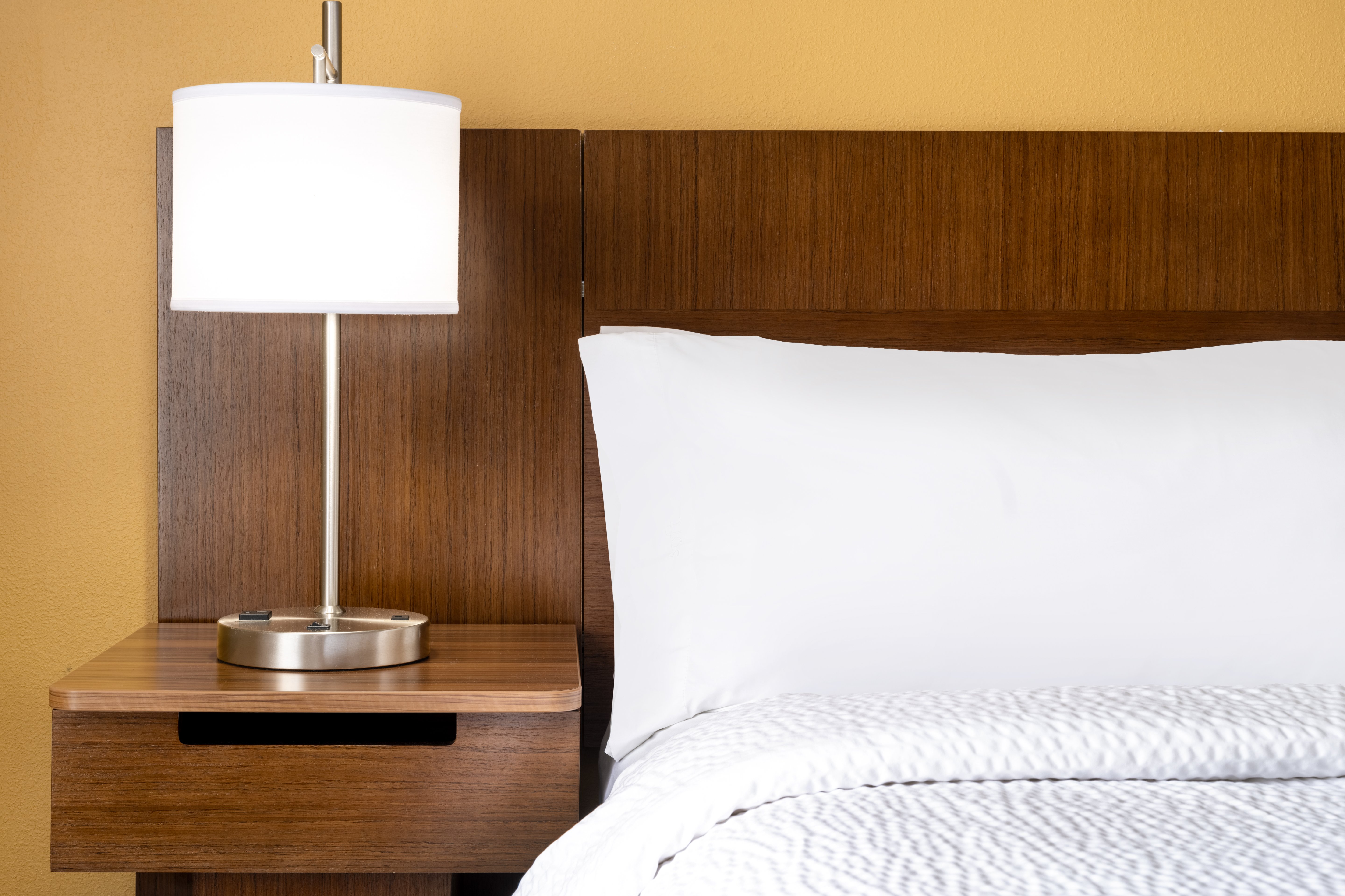GARNER HOTEL DOSWELL SE BY IHG-guestroom-Relax in our King guest rooms at our hotel in Doswell..jpg