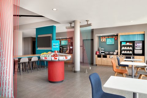 Bright mornings begin in our welcoming breakfast space!