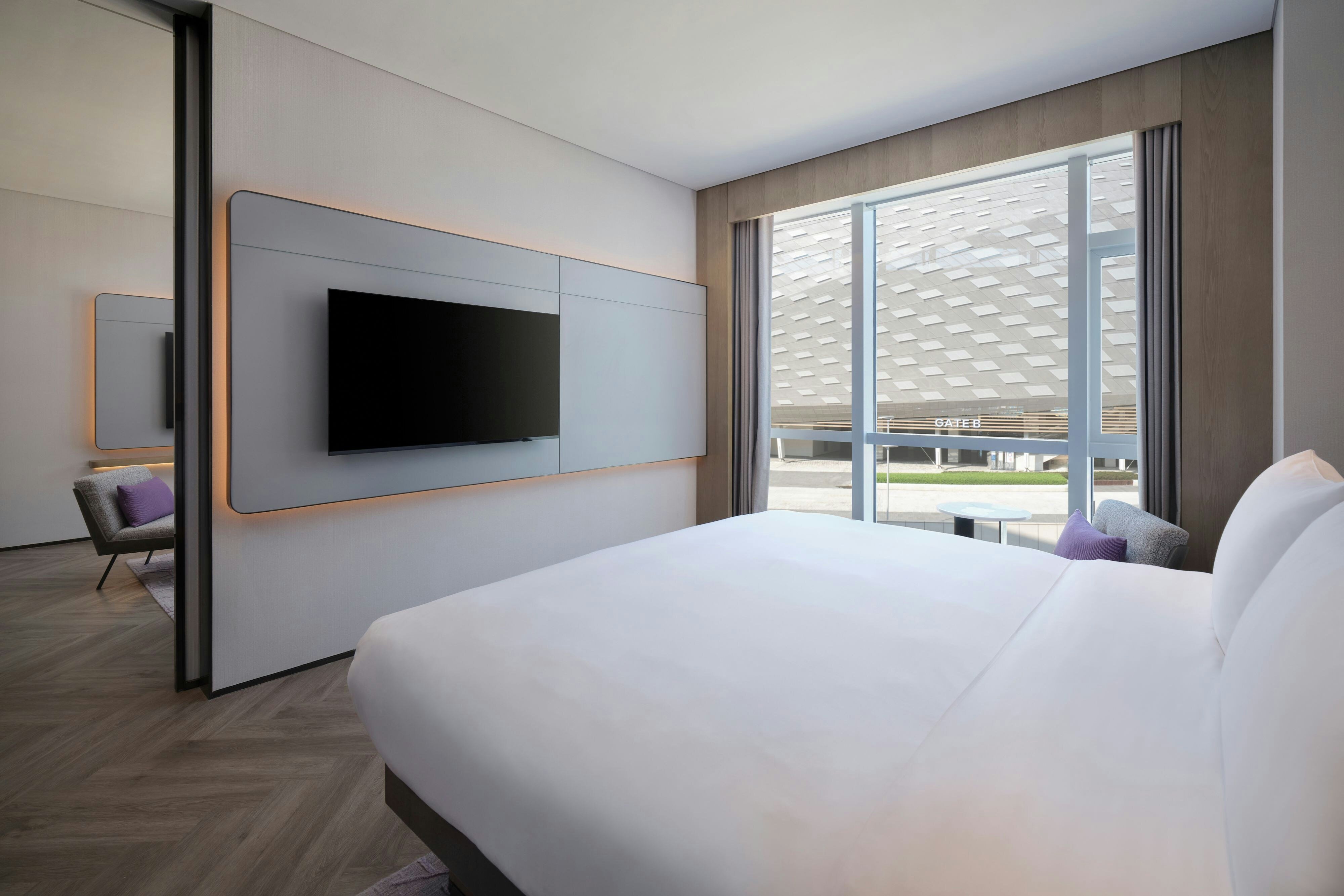 AC Hotels by Marriott Chengdu North-guestroom-AC Suite bedroom.jpg