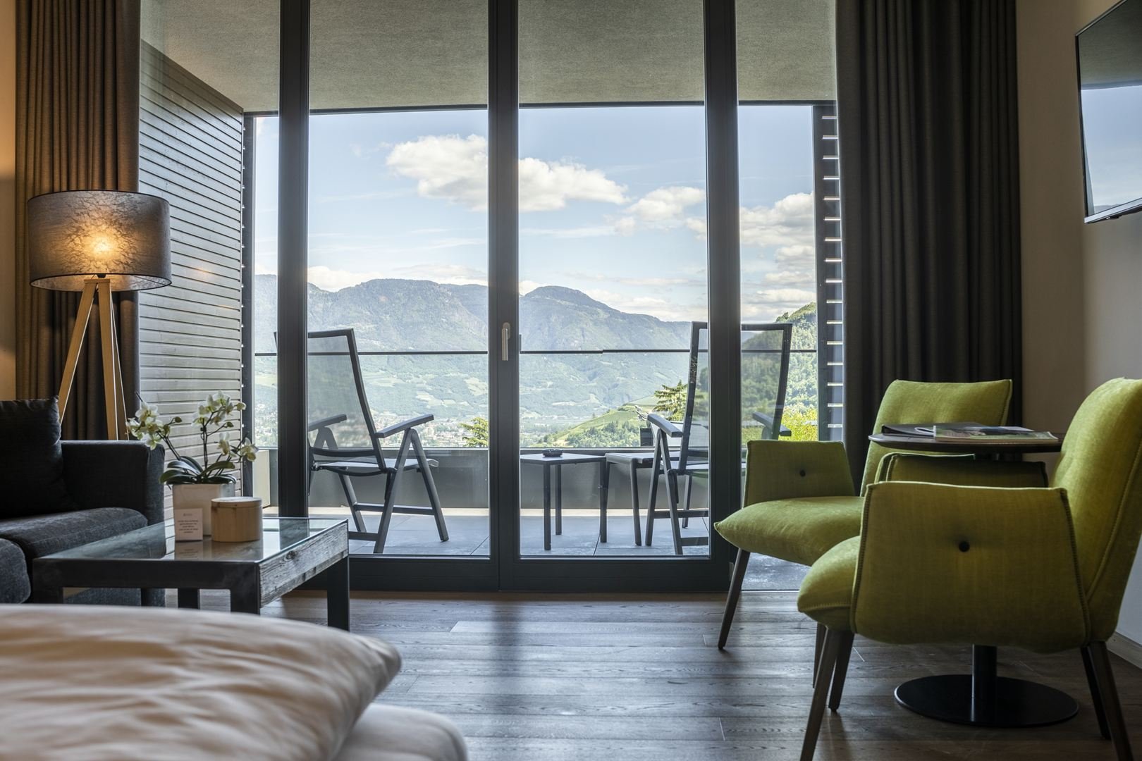 Hotel Avidea-guestroom-Room Guest.jpg