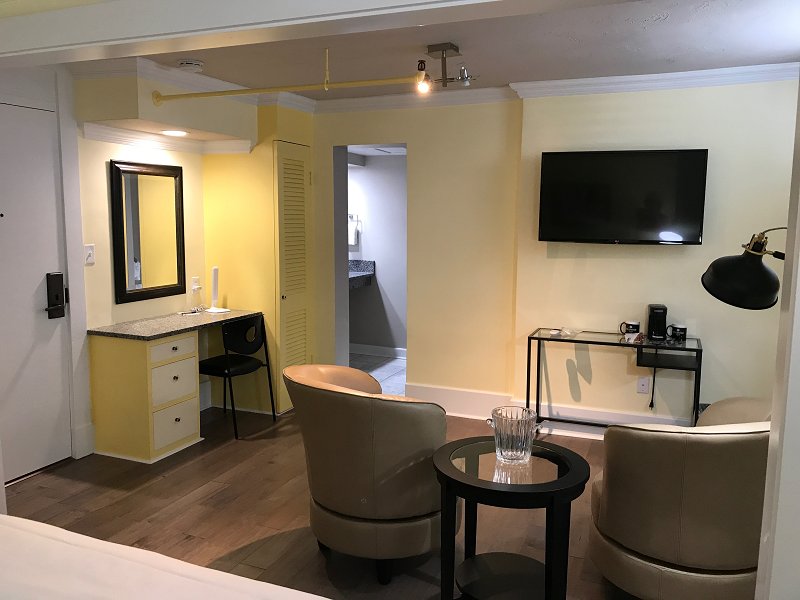 THE SHERMAN-guestroom-Sitting Area.jpg