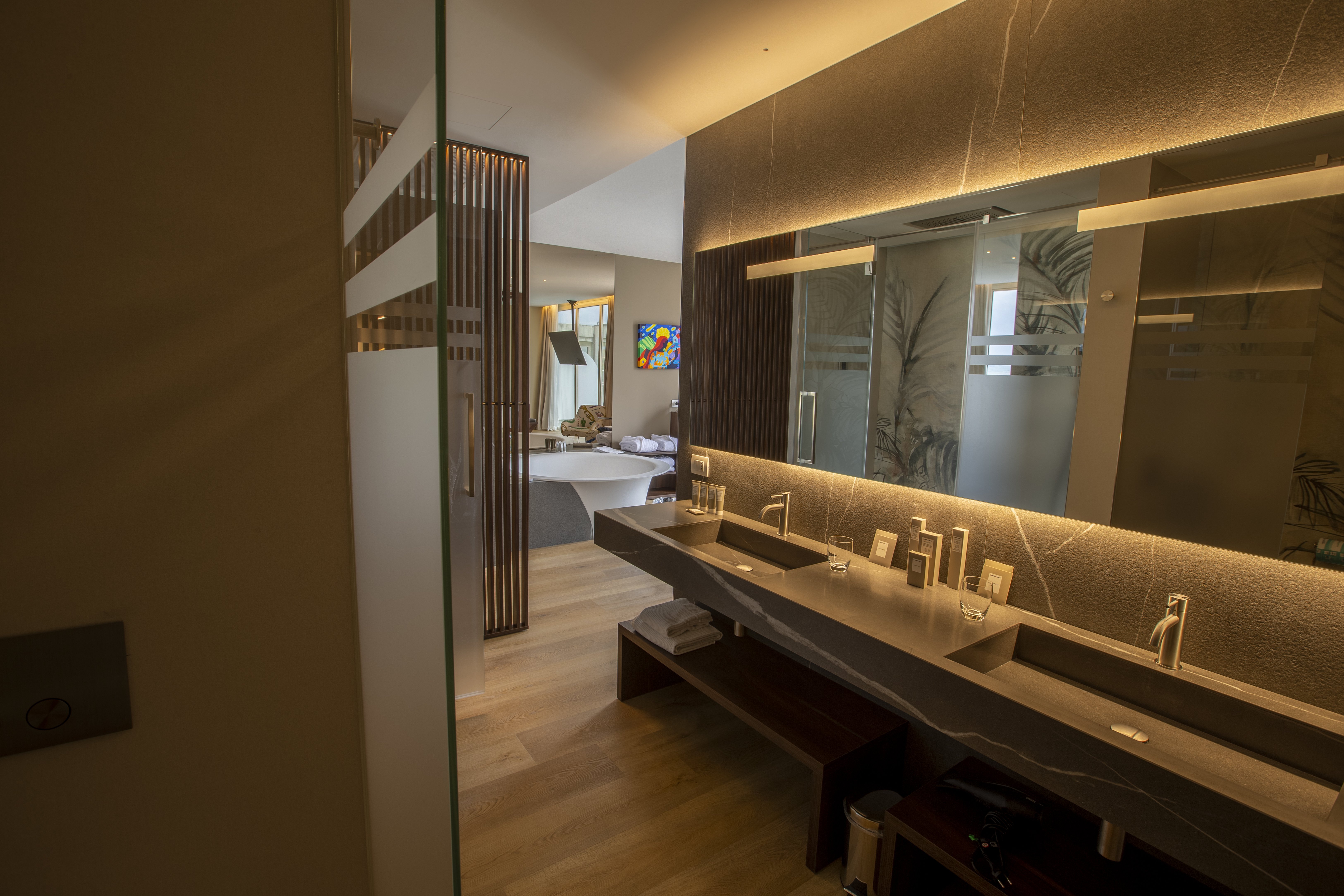 UNA Hotels MH Matera-guestroom-UH Matera Matera Openspace Suite Bathroom.jpg