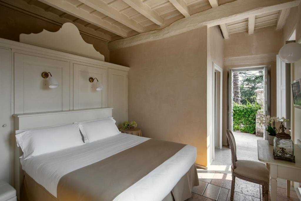 PALAZZO NOVELLO-guestroom-GUESTROOM.jpg