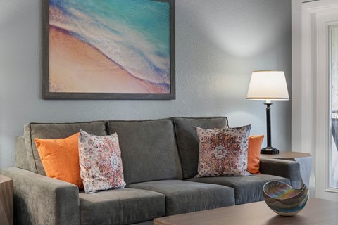 One Bedroom Living Dolphins Cove Cw Wbw Br Dlx In
