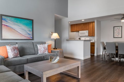 Three Bedroom Living Dolphins Cove Cw Wbw Br Dlx In