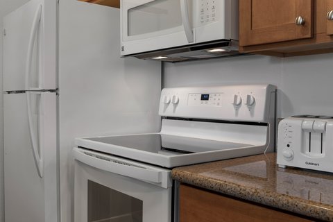 Three Bedroom Kitchen Dolphins Cove Cw Wbw Br Dlx In