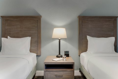 Two Bedroom Dolphins Cove Cw Wbw Br Br Ada Br Ada In