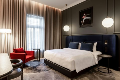 Gold King Room