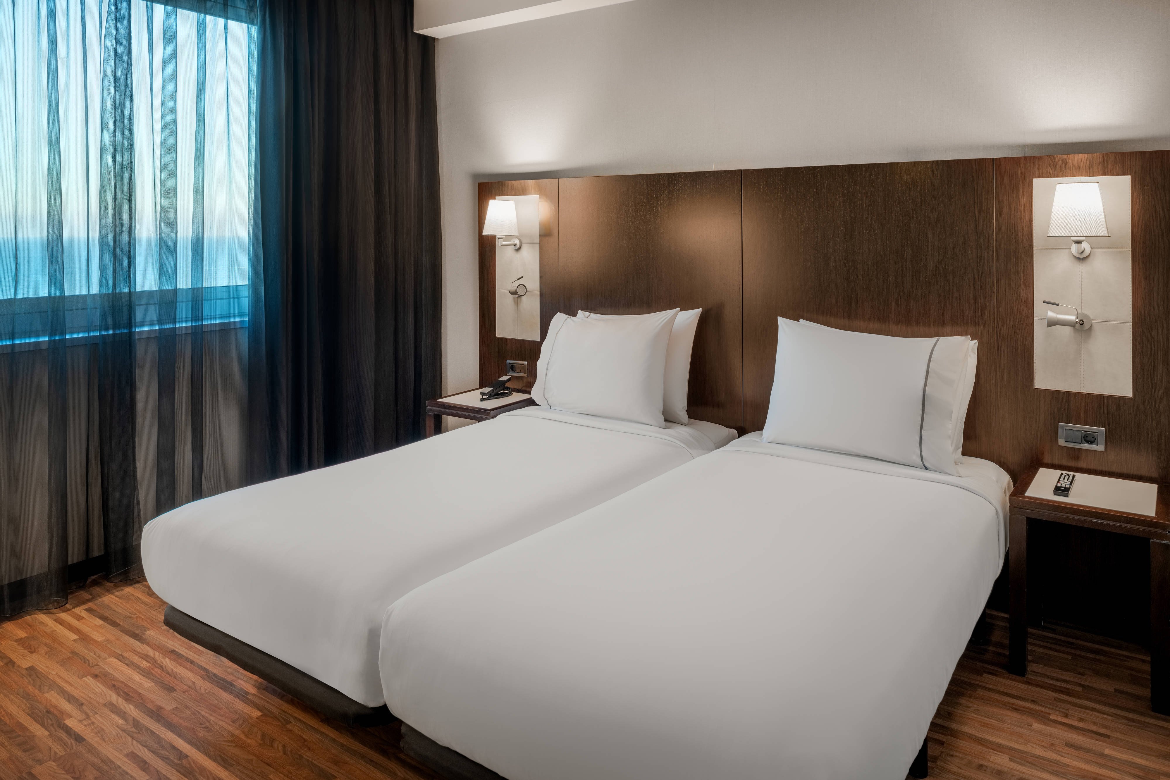 Leonardo Royal Barcelona Forum-guestroom-Twin/Twin Room.jpg