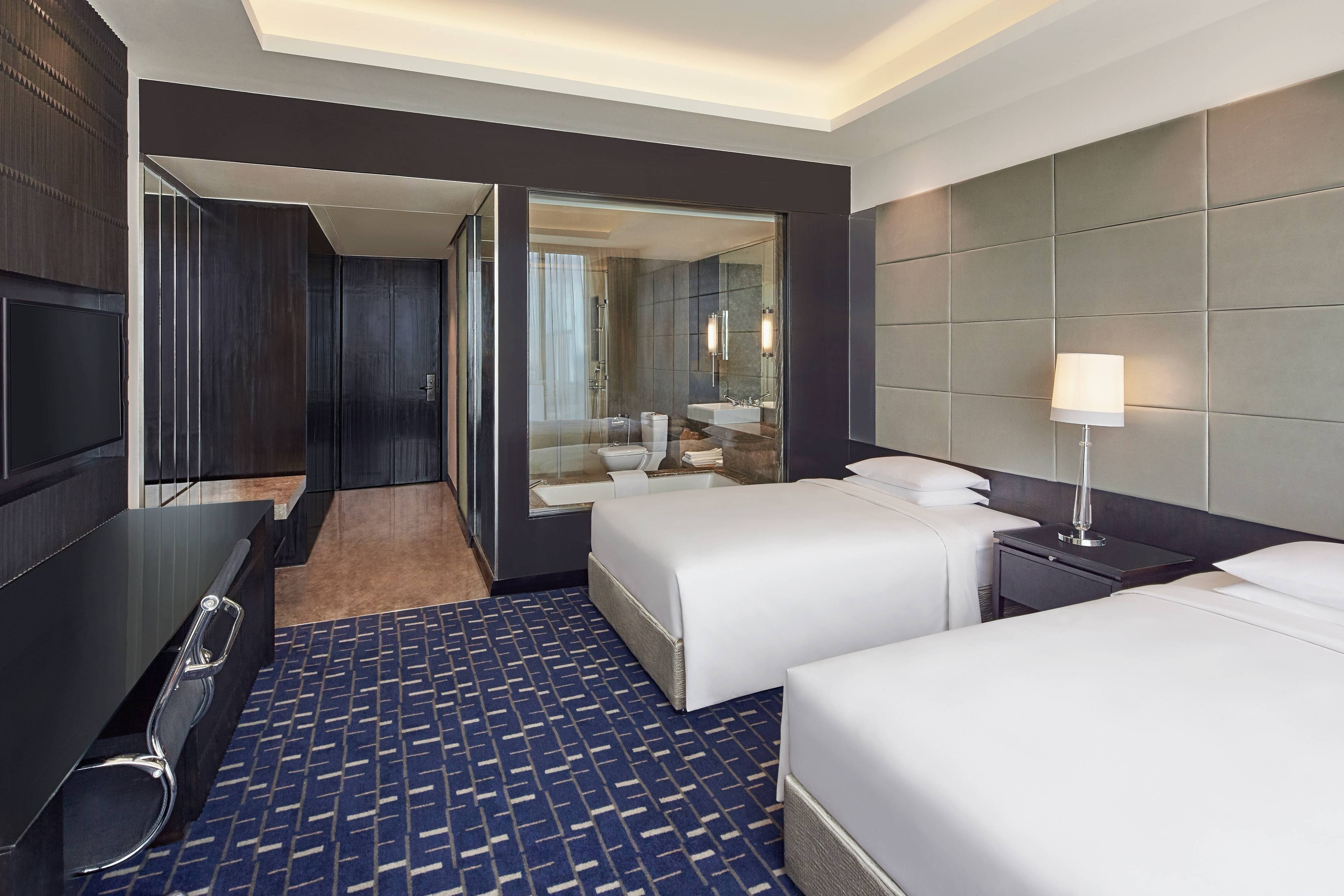 Renaissance Bengaluru Race Course Hotel-guestroom-Twin/Twin Deluxe Guest Room.jpg