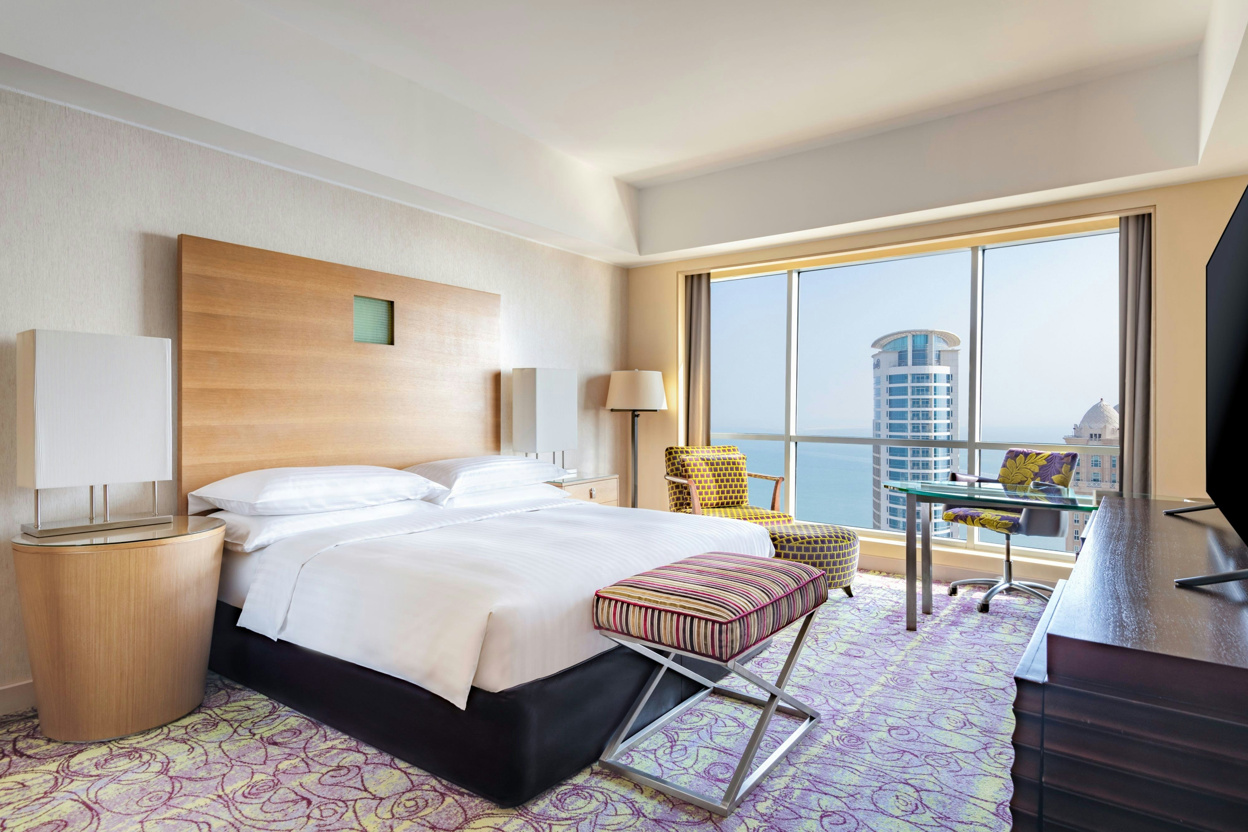 Qabila Westbay Hotel-guestroom-Deluxe King Room.jpg