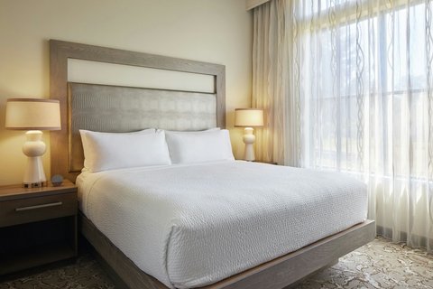 King Studio Suite Bedroom