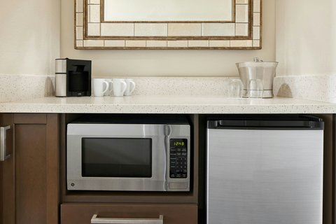 Wet Bar in Queen/Queen Room