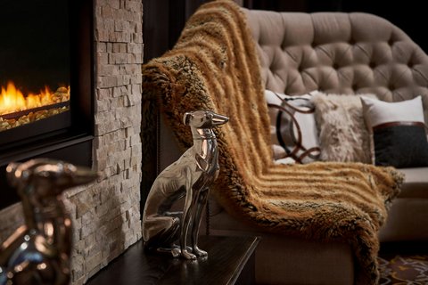 Lobby Details - Fireplace