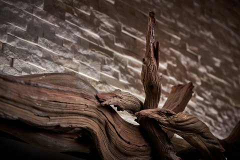 Lobby Details - Driftwood