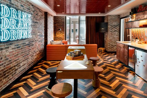 THE ELIZABETH HOTEL - Photo 11