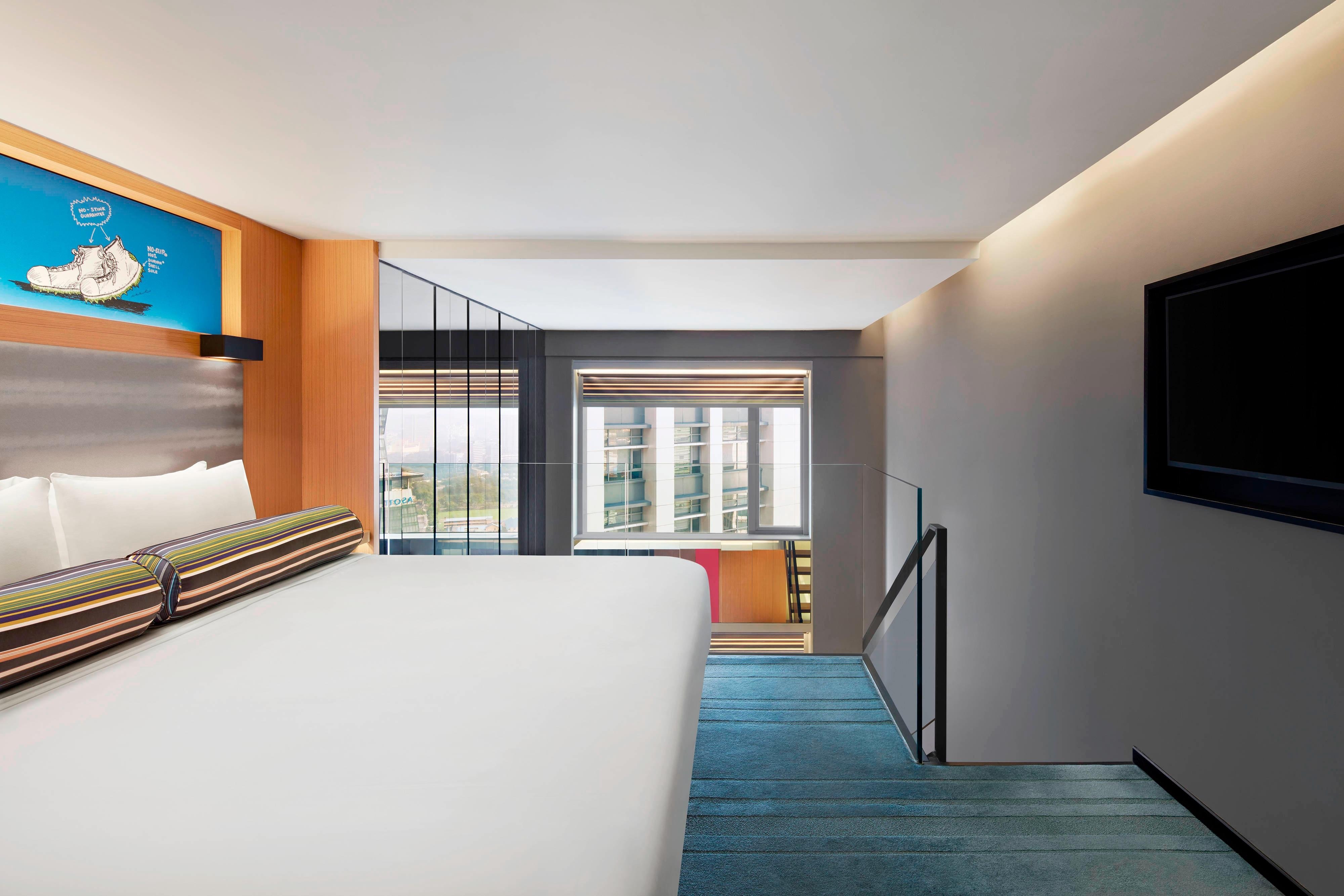 Aloft Kuala Lumpur Sentral-guestroom-Sweet Suite - Bedroom.jpg
