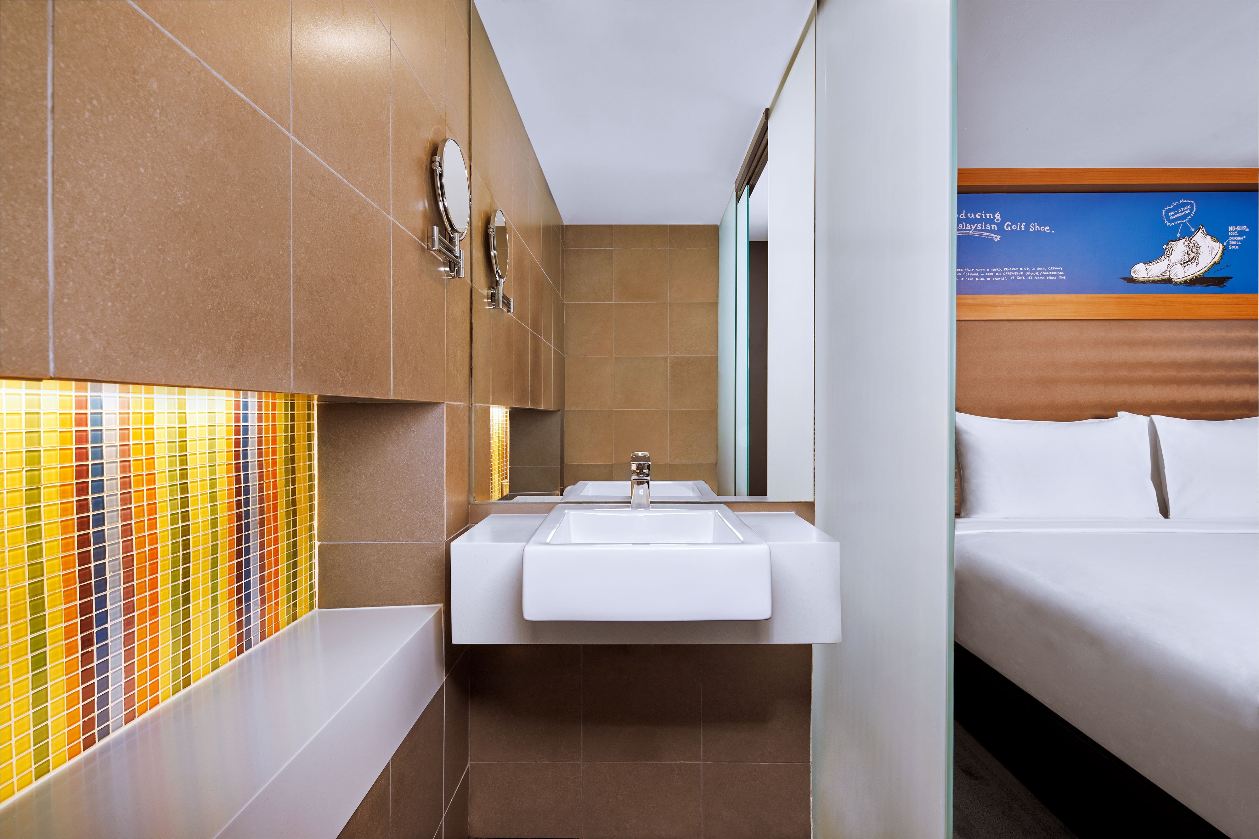 Aloft Kuala Lumpur Sentral-guestroom-Sweet Suite - Half Bath.jpg