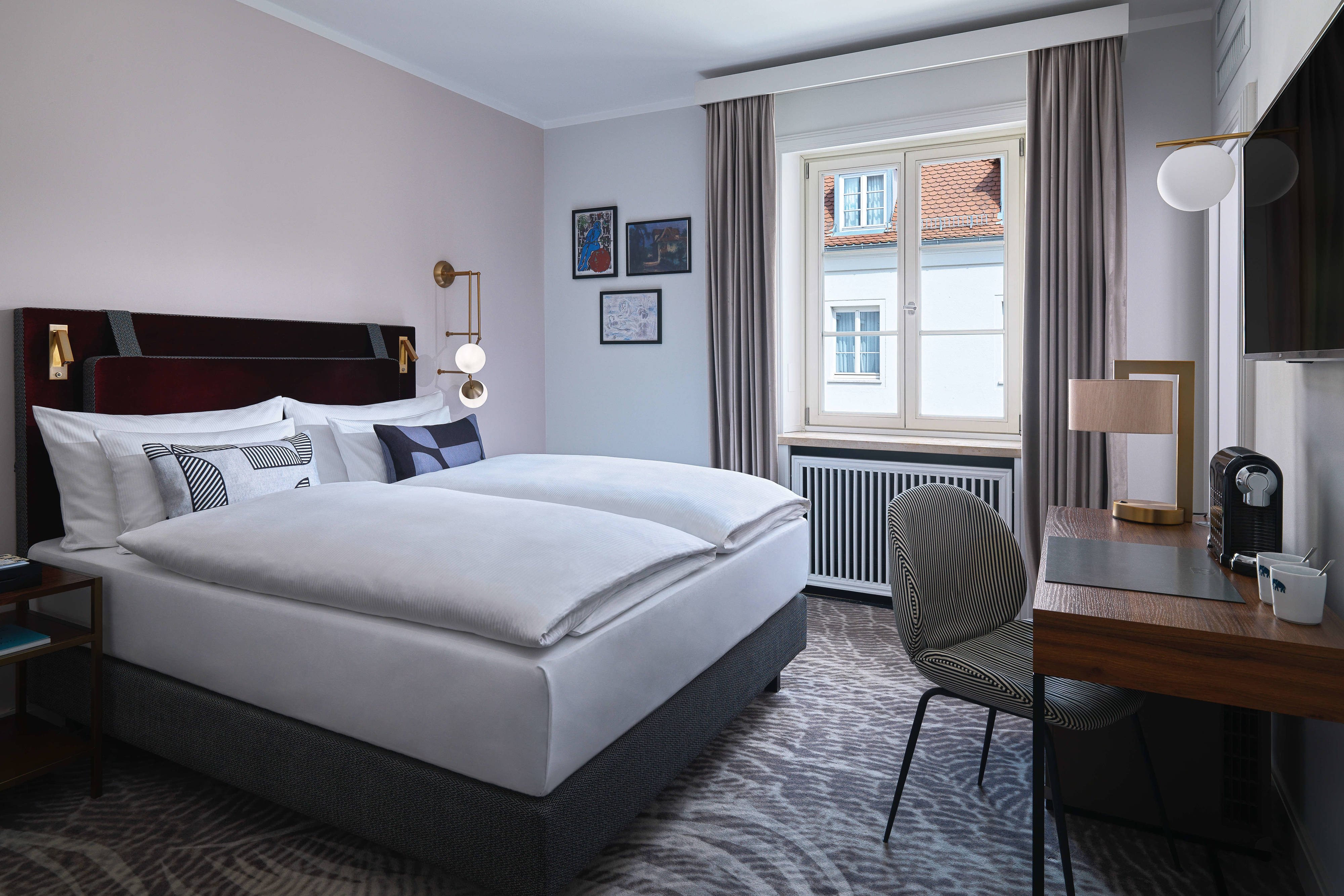 Hotel Elephant Weimar Autograph Collection-guestroom-Queen Classic Guest Room.jpg